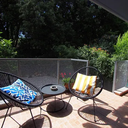 Charming Terrace سبليت