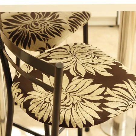 شقة Charming Terrace