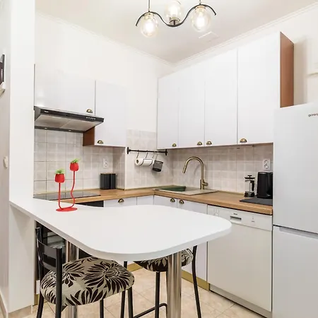 Charming Terrace Apartman