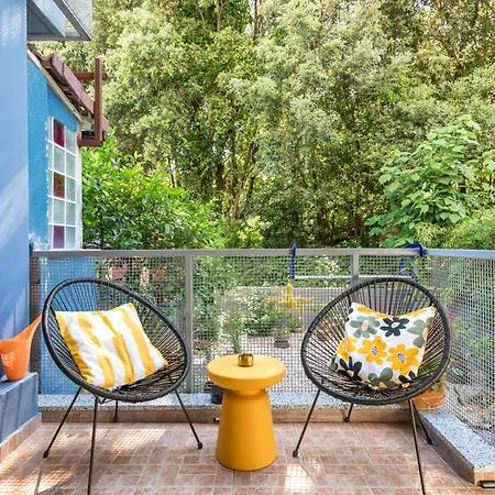 Charming Terrace Apartman *